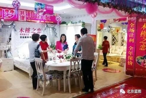 店鋪裝修的特色越來越好，但是氛圍跟不上怎么